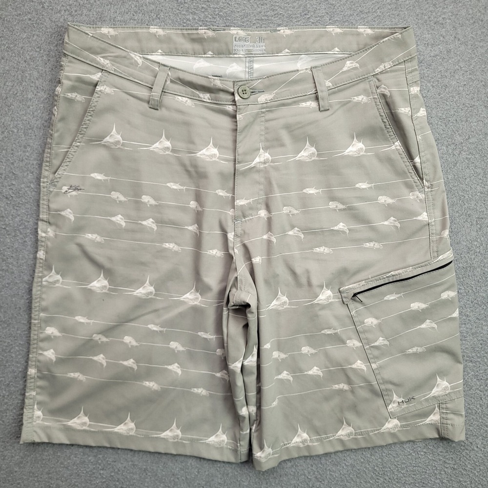 HUK Shorts Mens 36 Performance Fishing Stretch Shark All Over Print Green
